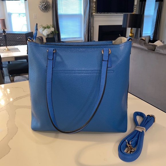 New and Unused Sky Blue Tote with Strap - Picture 3 of 5